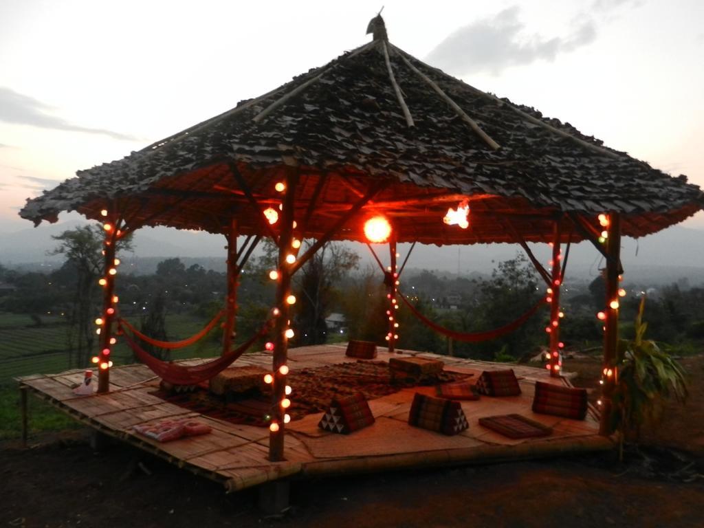 Pai Circus Hostel Экстерьер фото