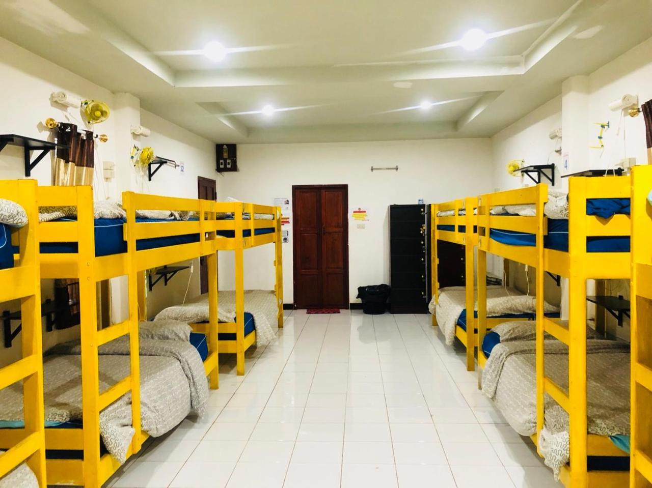 Pai Circus Hostel Экстерьер фото